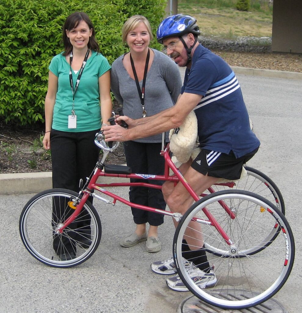 Powderhounds Adaptive Snow Sports People in Motion Kelowna, BC